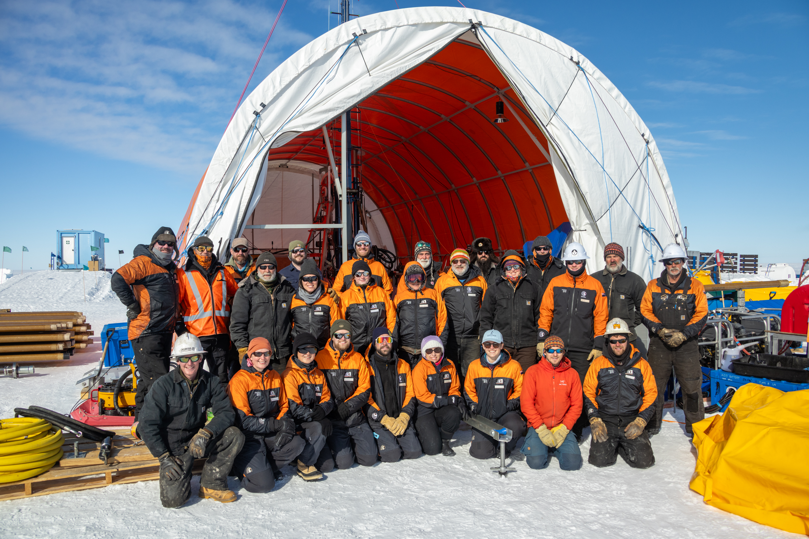 KIS3 Team Photo Siple Coast Dec 2023 By Anthony Powell Med Res