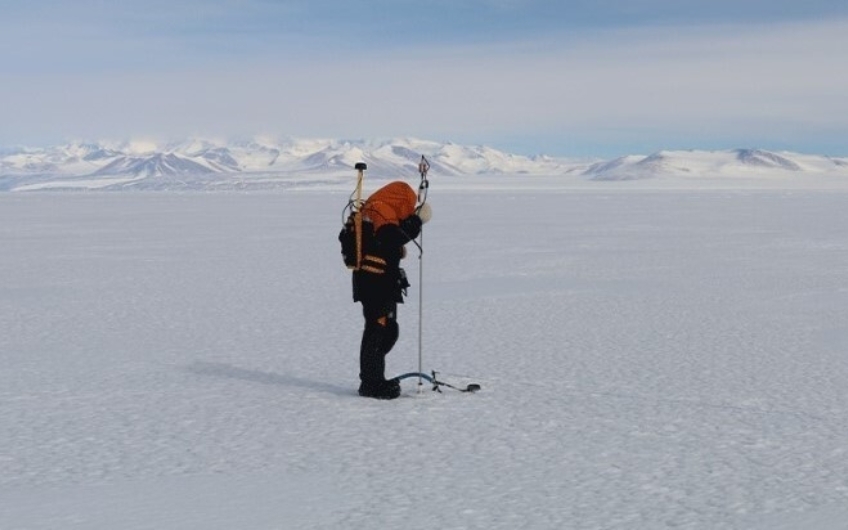 Lead author Antonia Radlwimmer uses a magnaprobe Otago U website storms MR July 2026 Inga Smith