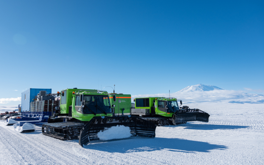 Traverse vehicles with Mt Erebus backfdrop 8 Nov 2025 Anthony Powell Antarctica New Zealand
